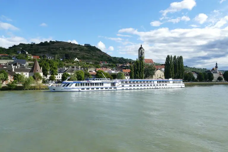 Donau-Kreuzfahrt: Tipps, Sehenswürdigkeiten & Ideen