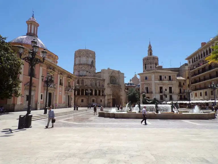 Kreuzfahrt nach Valencia: Hafen, Ausflüge & Sehenswürdigkeiten