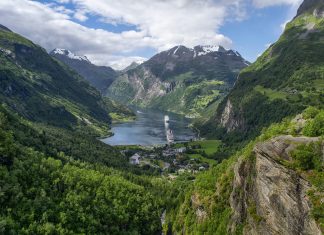 Norwegen-Kreuzfahrt: Routen & Angebote 2022/2023