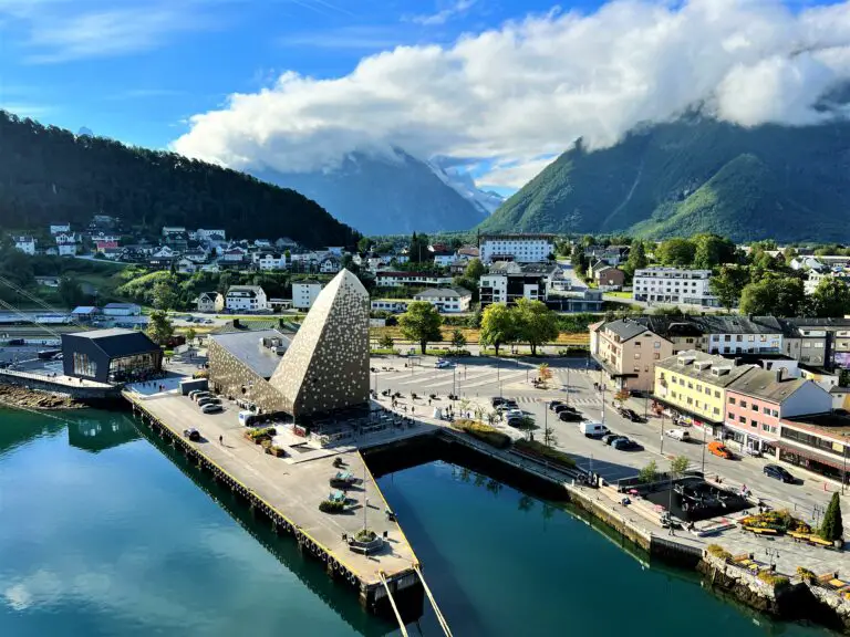 Kreuzfahrt nach Åndalsnes: Hafen, Sehenswürdigkeiten & Ausflüge