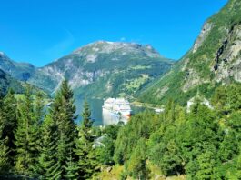 Kreuzfahrt zum Geirangerfjord: Hafen, Sehenswürdigkeiten & Ausflüge